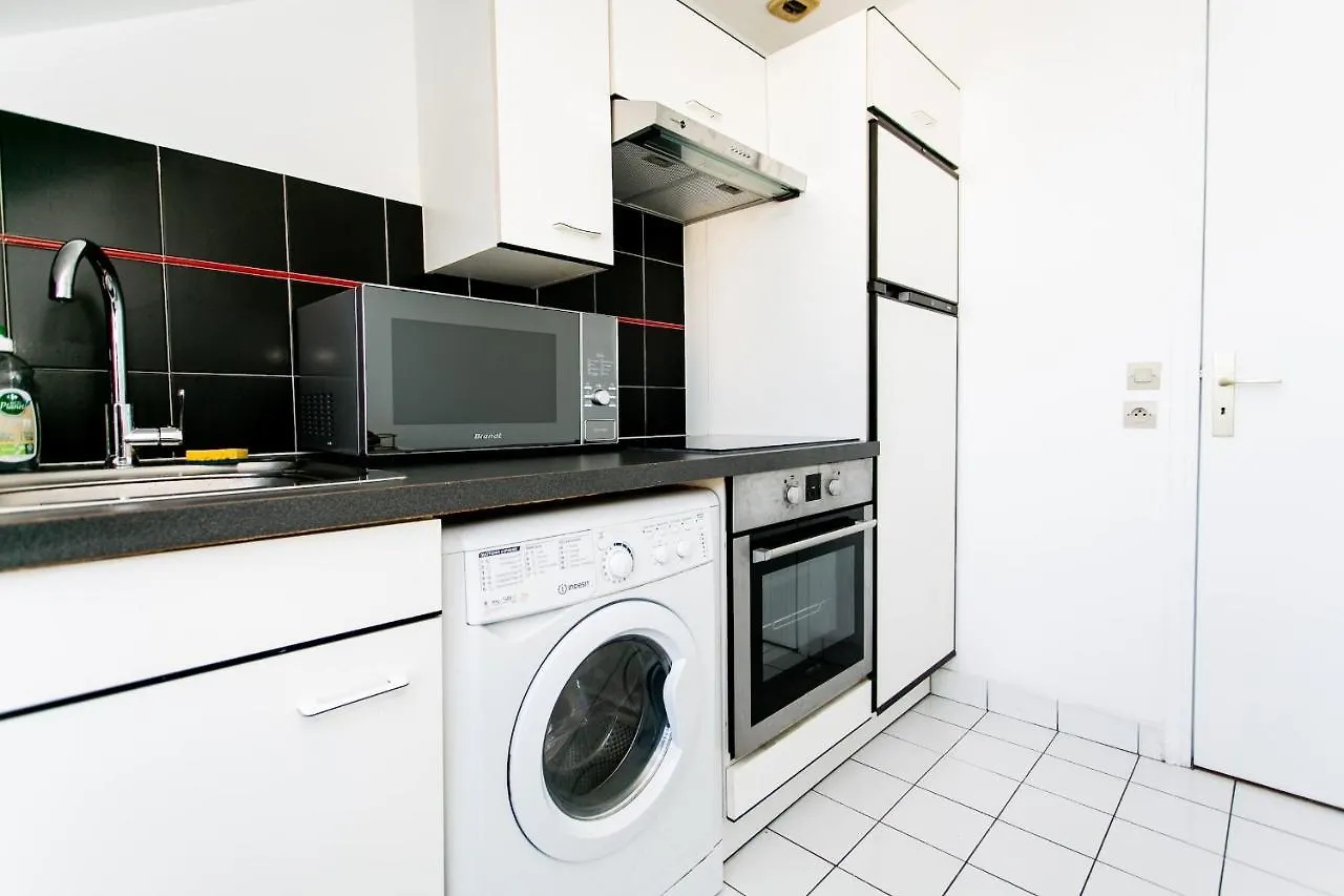 Upper Marais & Paris - City Apartment